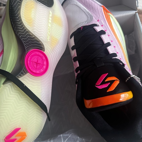 Jordan Women's Pink and Orange Athletic Shoes